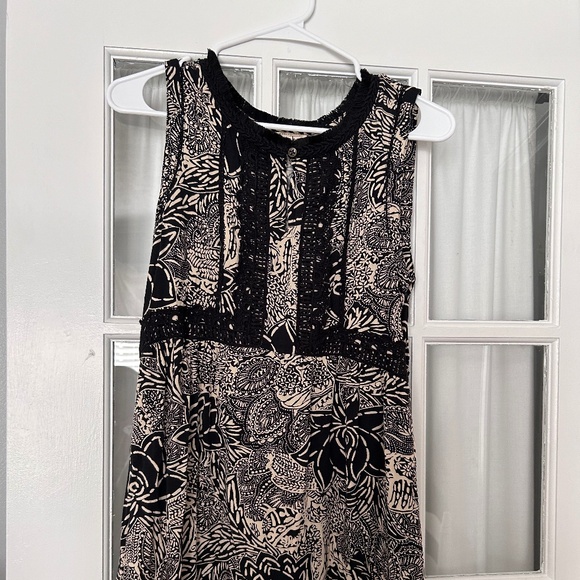 Anthropologie - Picture 1 of 3